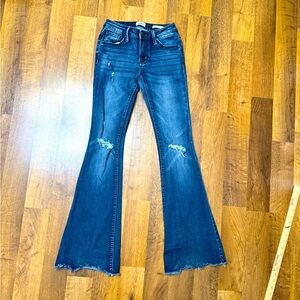Simple Society Flare jeans 00/23